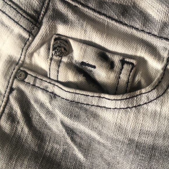 Guess jeans skirt - Picture 4 of 6